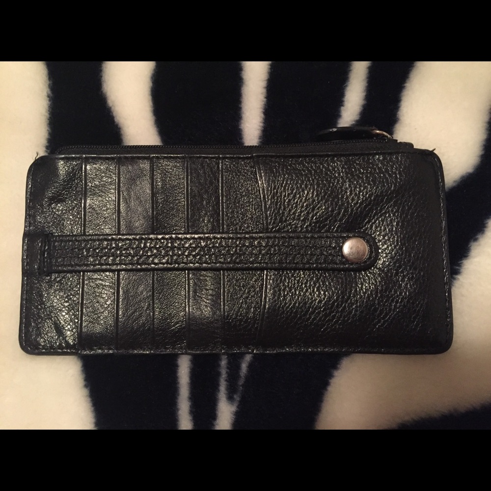 Black Leather Zip Up Card Holder